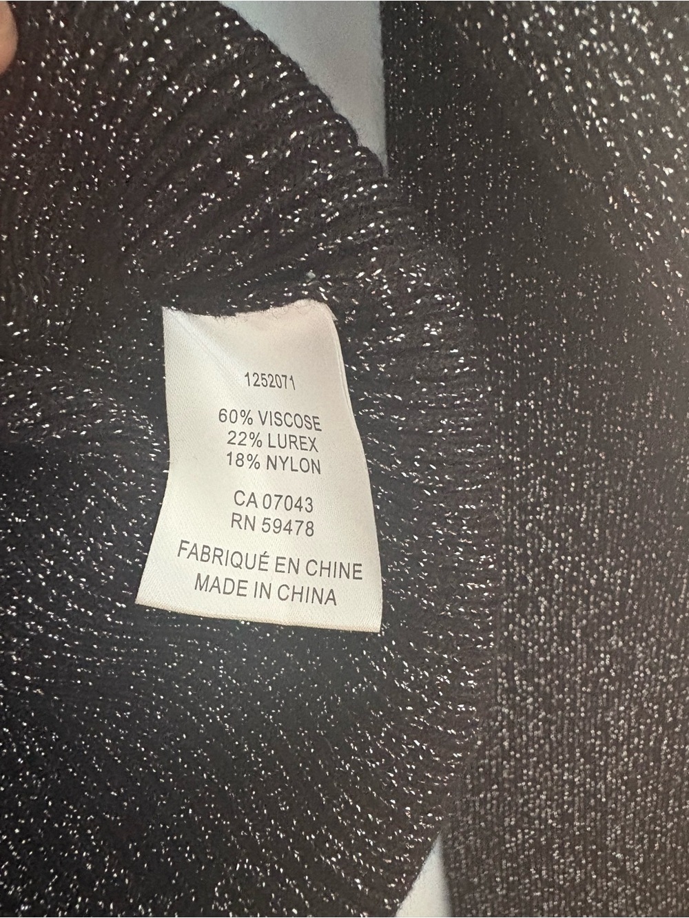 House of Harlow 1960 Black Metallic Mock Neck Long Sleeve Top - Picture 4 of 4